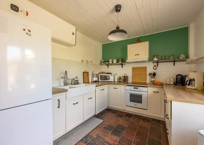 Izela * Cricqueville-en-Bessin